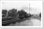 44 0757 mit Güterzug in Göschwitz, rechts steht 01 0519 am P 6014